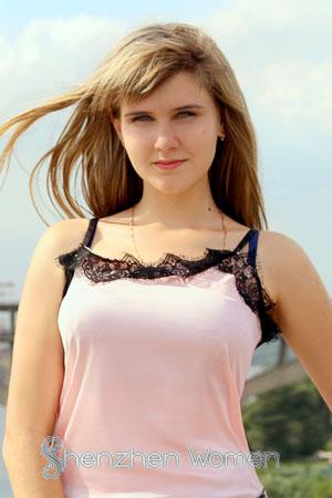 182783 - Alina Age: 26 - Ukraine
