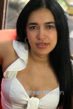 204173 - Diana Age: 41 - Colombia
