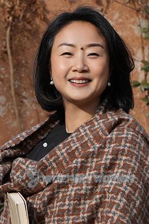 227031 - Rowena Age: 49 - China