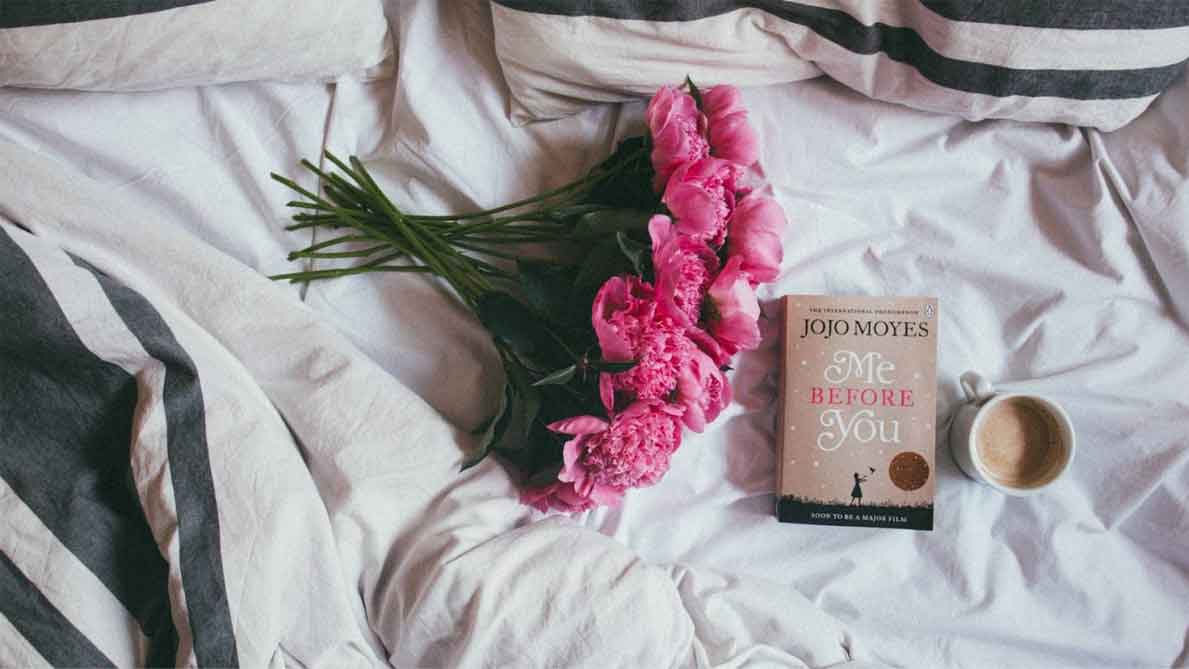 A photo of a bouquet of pink flowers